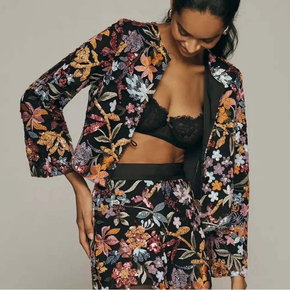 Anthropologie TINY floral slightly cropped sequins lined party Small blazer
